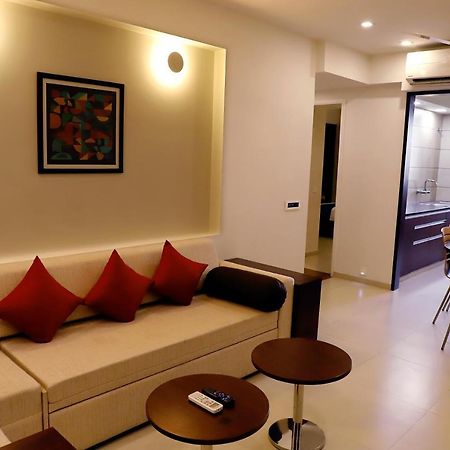 Quality Inn Patria Suites, Rajkot Ngoại thất bức ảnh