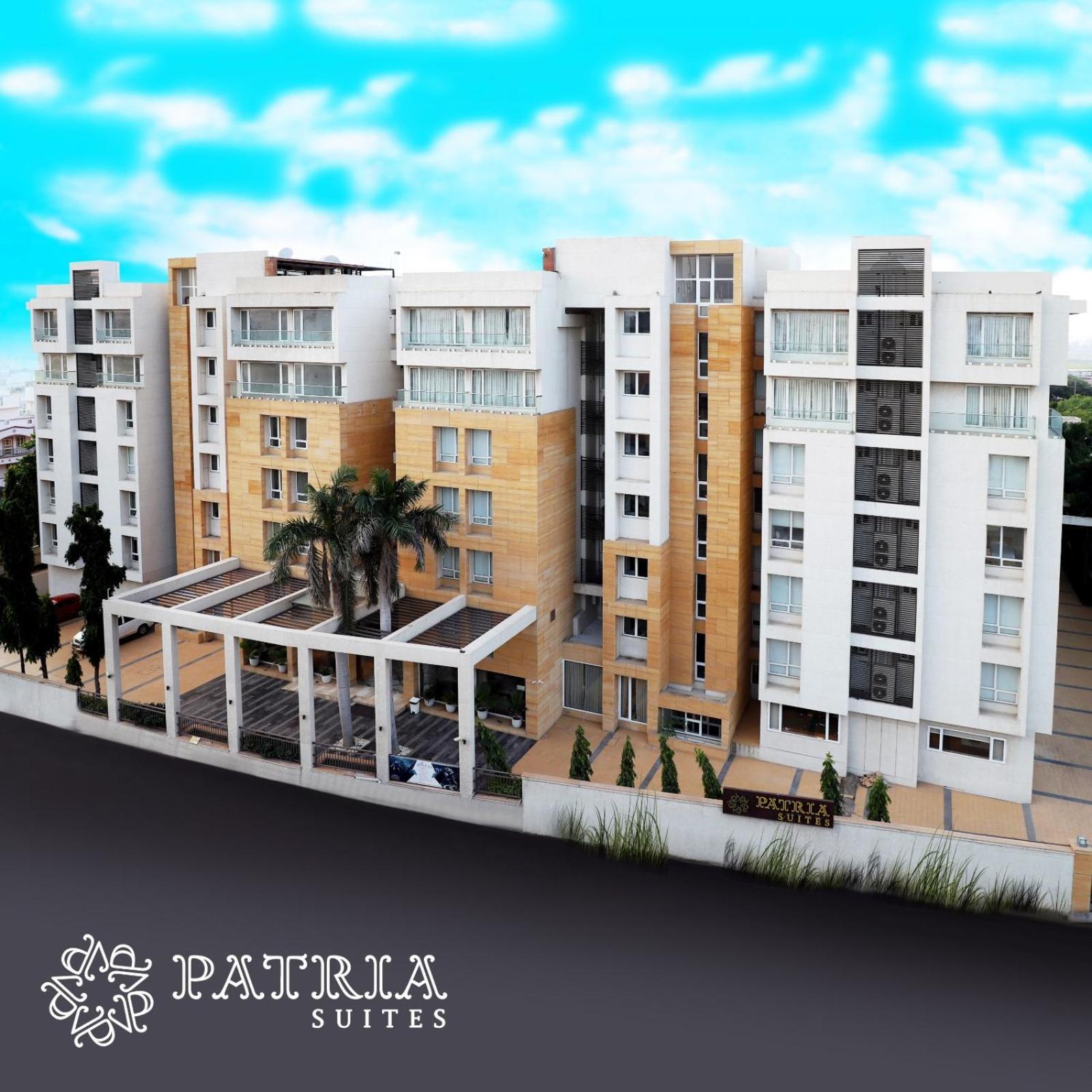 Quality Inn Patria Suites, Rajkot Ngoại thất bức ảnh