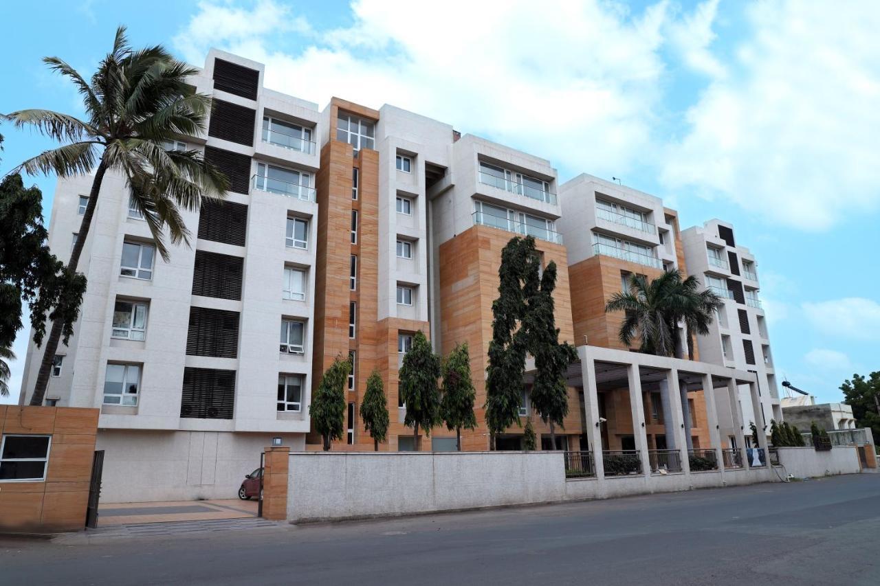 Quality Inn Patria Suites, Rajkot Ngoại thất bức ảnh